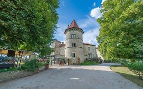 Château Chapeau Cornu Vignieu 4*